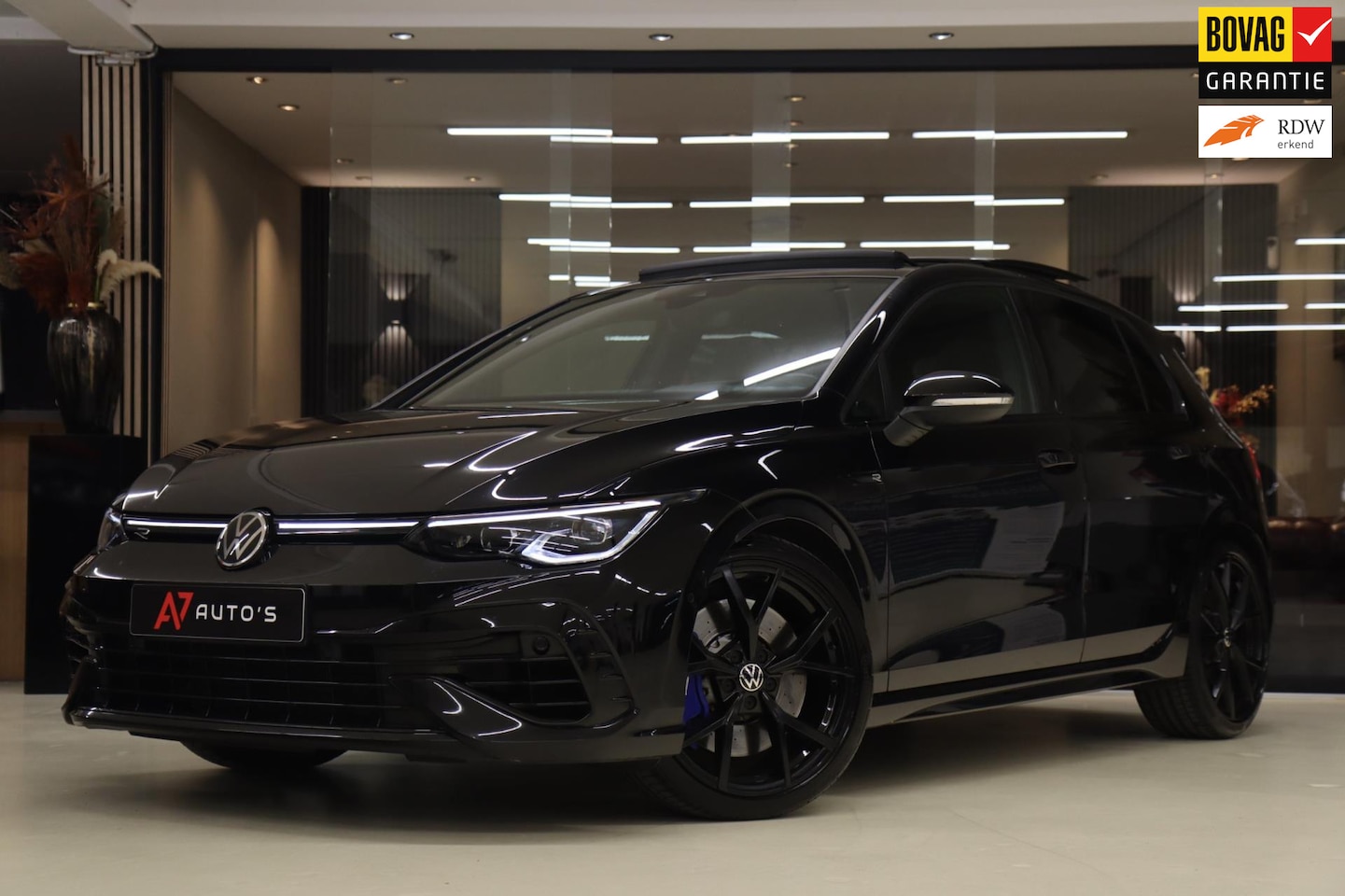 Volkswagen Golf - 2.0 TSI R 4Motion AKRA/PANO/HUD/IQ-LIGHT/H-K/BOMVOL - AutoWereld.nl