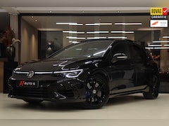 Volkswagen Golf - 2.0 TSI R 4Motion PERFORMANCE /AKRA/PANO/HUD/IQ-LIGHT/H-K/BOMVOL