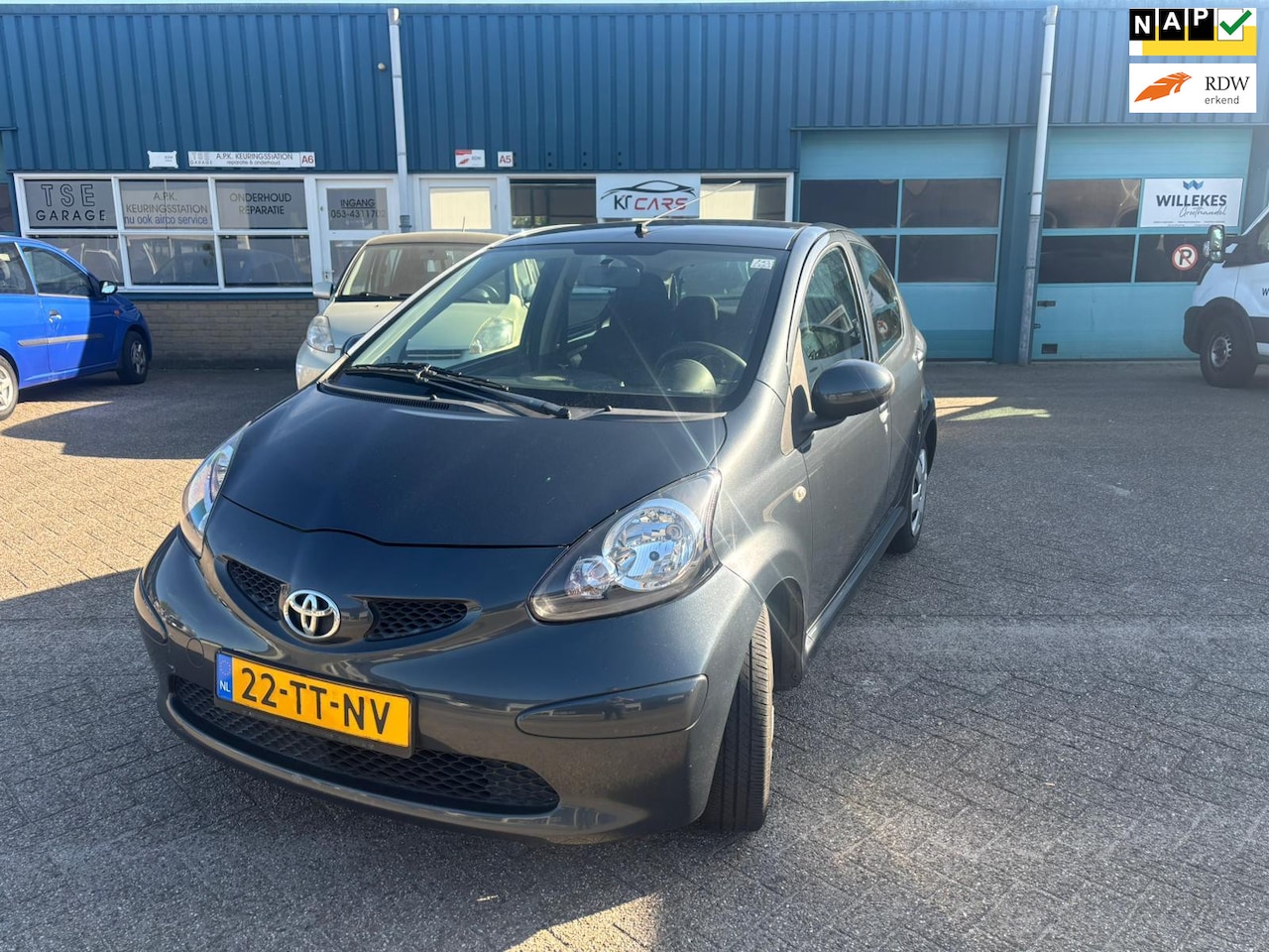 Toyota Aygo - 1.0 5-Deurs - Dealer onderhouden Zeer nette auto - AutoWereld.nl