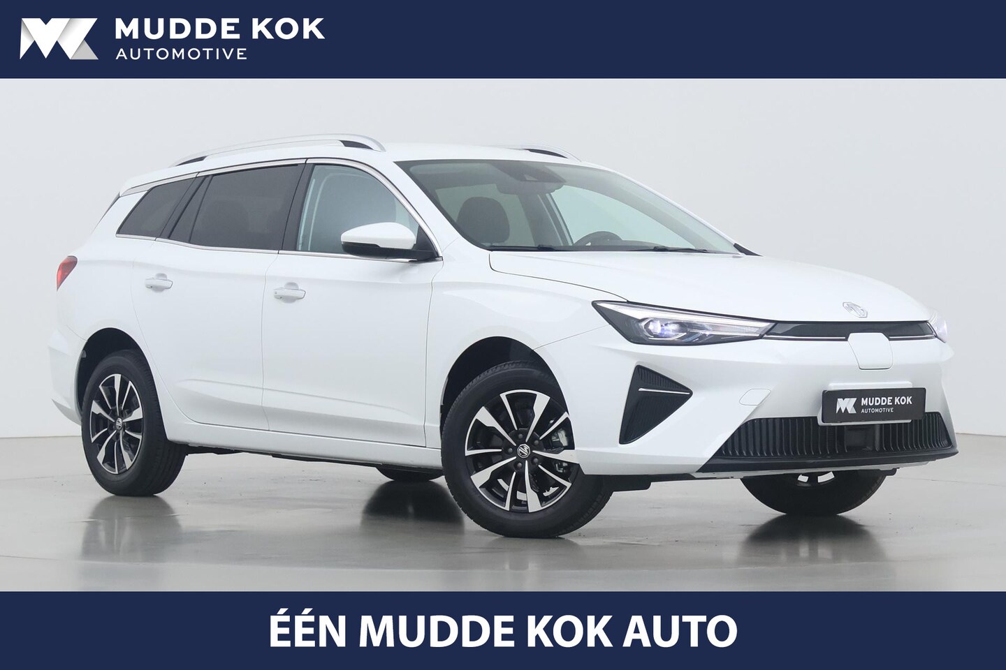 MG 5 - MG5 Long Range Comfort 61 kWh | ACC | Camera | Apple Carplay | Keyless | Getint Glas - AutoWereld.nl