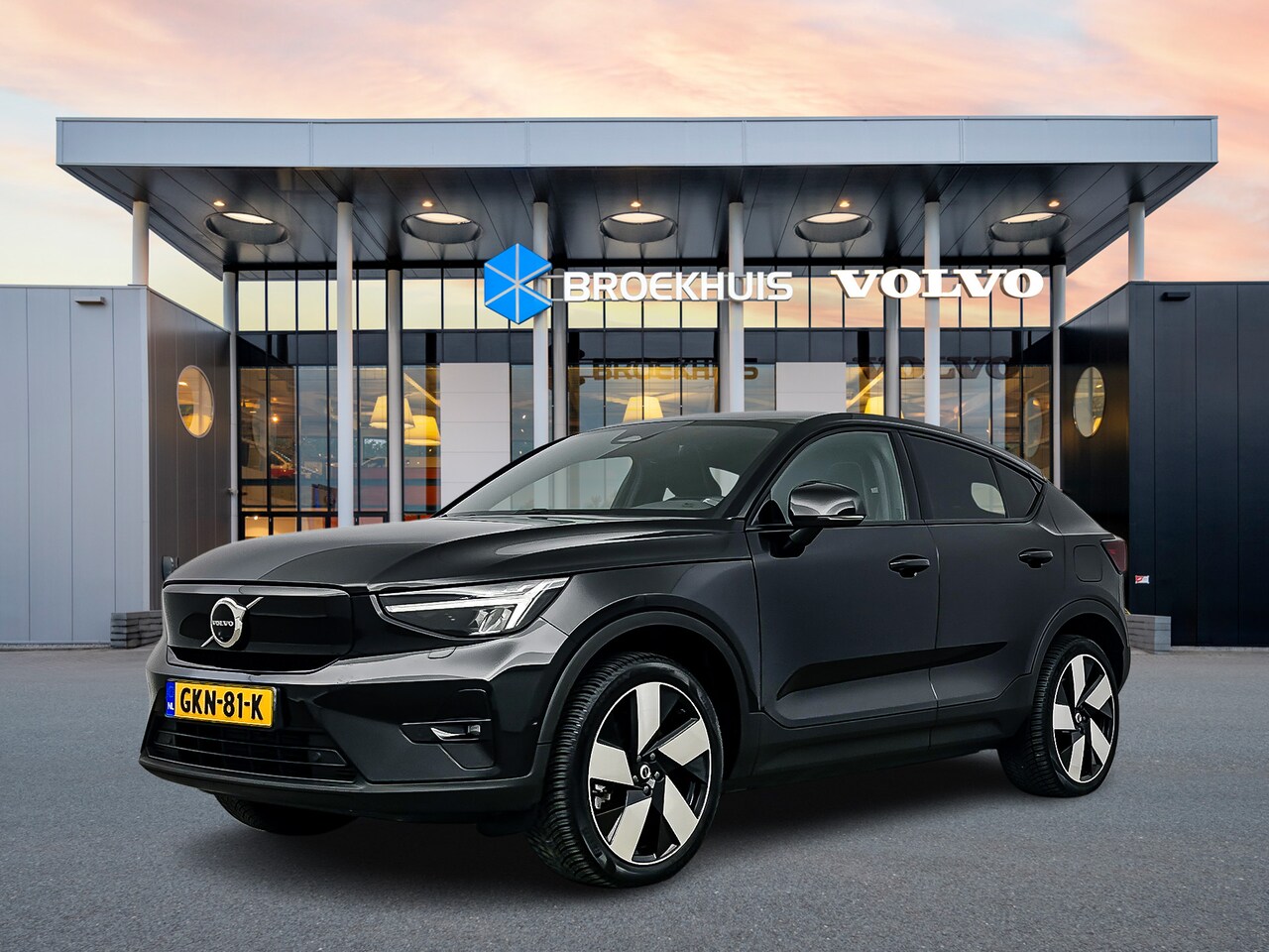 Volvo C40 - Single Motor Extended Range Ultimate 82 kWh | 20" | Microtech/Nubuck bekleding | Trekhaak - AutoWereld.nl