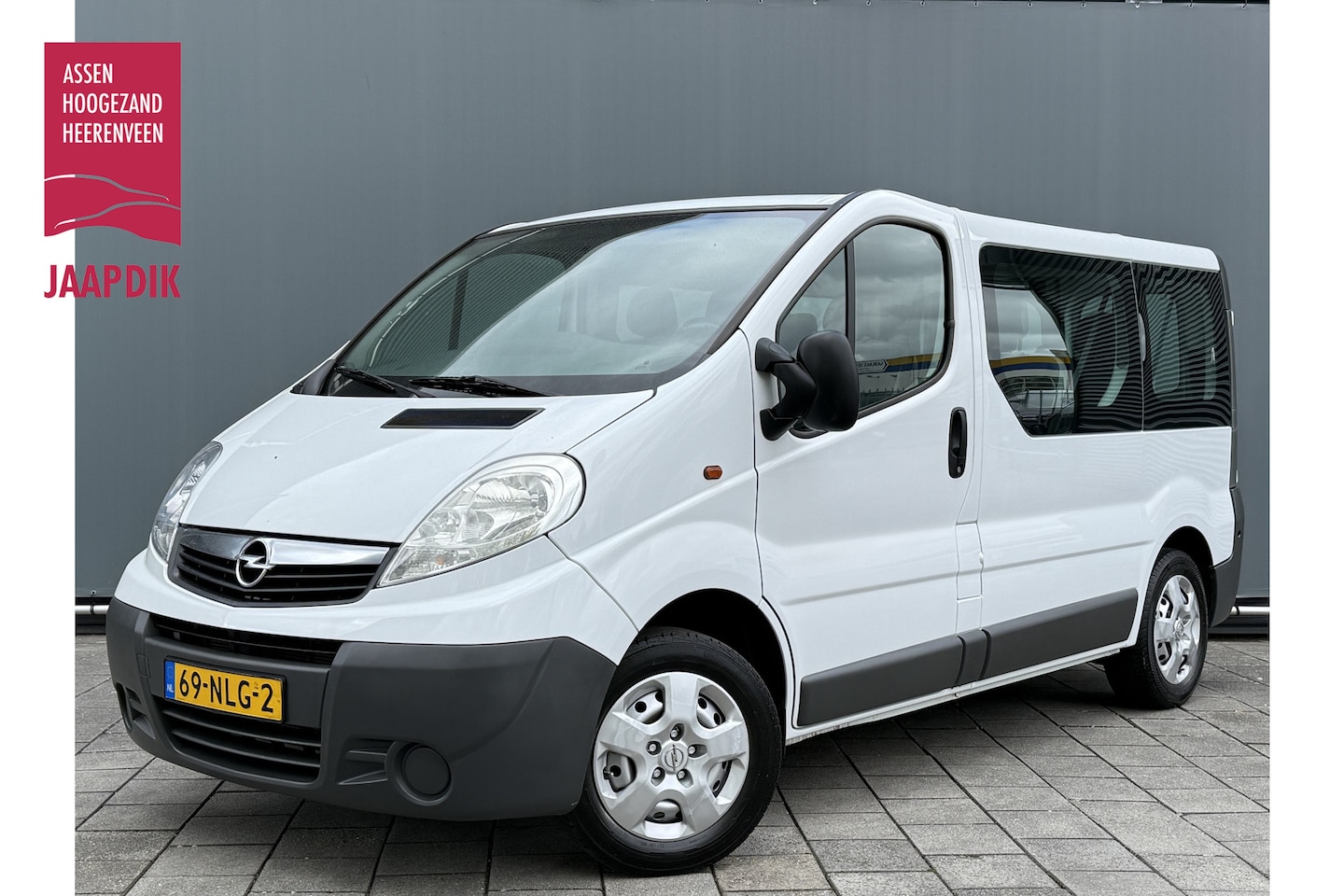 Opel Vivaro Combi - BWJ 2010 | 2.0 CDTI L1H1 9 PERSOONS NWE APK | AIRCO | RADIO/CD | EL PAKKET | - AutoWereld.nl