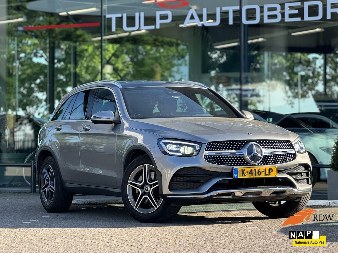 Mercedes-Benz GLC-klasse - 200 Premium Plus AMG 2021 Auto dealer on - AutoWereld.nl