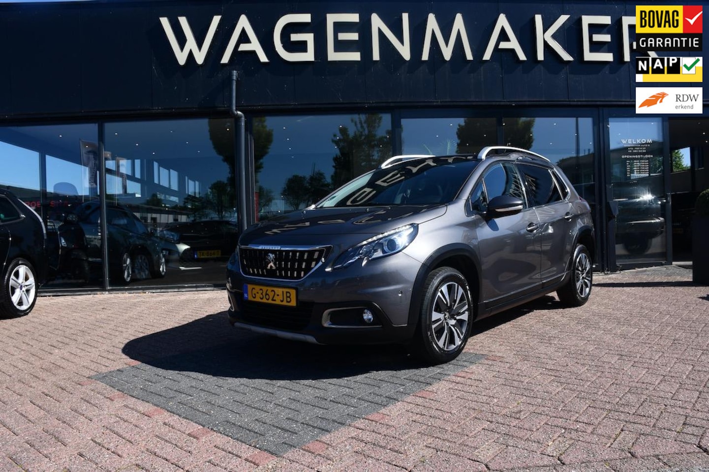 Peugeot 2008 - 1.2 PureTech Allure AUT|Clima|Cruise|NAVI|PANO - AutoWereld.nl