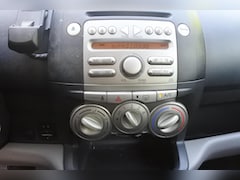 Daihatsu Sirion 2 - 1.3-16V Comfort 5 drs nw apk bij afl