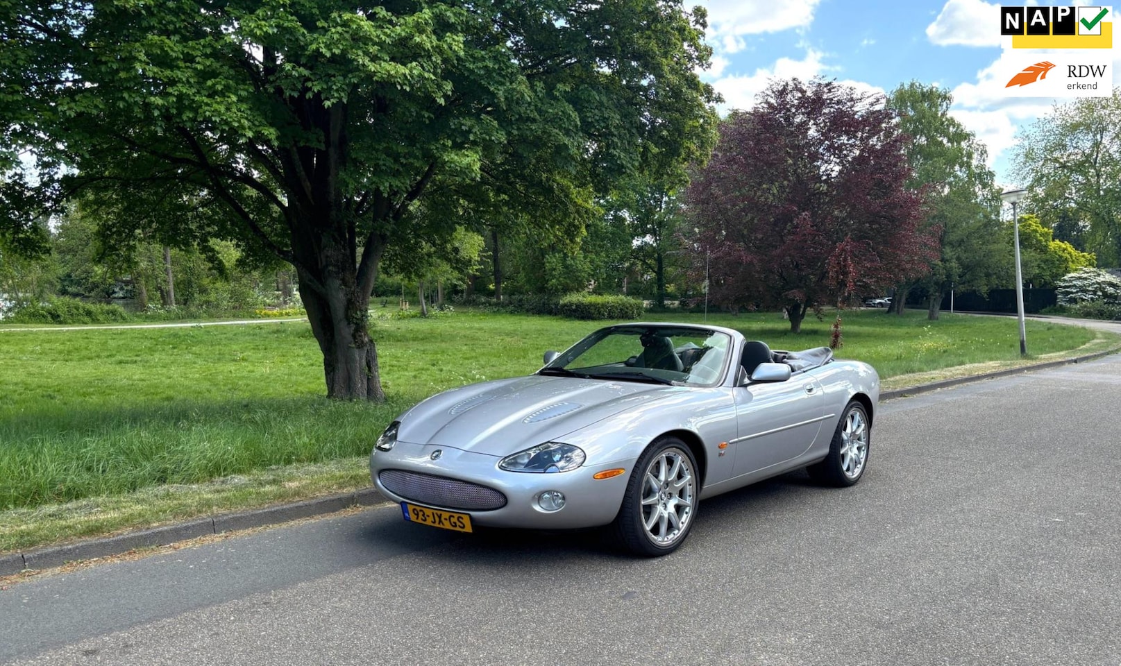 Jaguar XKR - 4.2 V8 Convertible quasi als nieuw-Recaro sportstoelen. - AutoWereld.nl