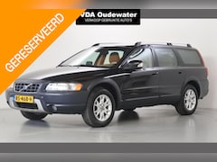 Volvo XC70 - 2.4 D5 185pk AWD Automaat Momentum Trekhaak Cross Country
