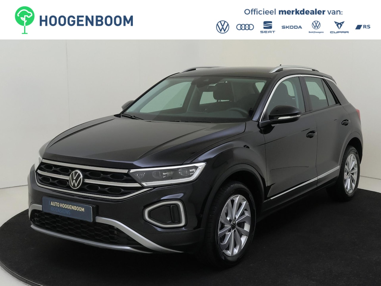 Volkswagen T-Roc - 1.5 TSI Style | Parkeerassistent | Keyless | Digital cockpit Pro | Stoel- en stuurwielverw - AutoWereld.nl