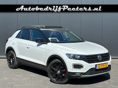 Volkswagen T-Roc - 2.0 TSI 4M DSG P-dak ACC LED V-Cockpit Carplay Stoelverwarming