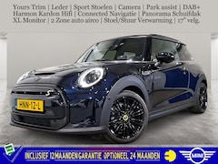 MINI Mini-Electric - MINI Yours | Pan | HK | Echt Leer | Camera | Park assist | LM velg 17" | Stuur/Stoel verwarm | etc