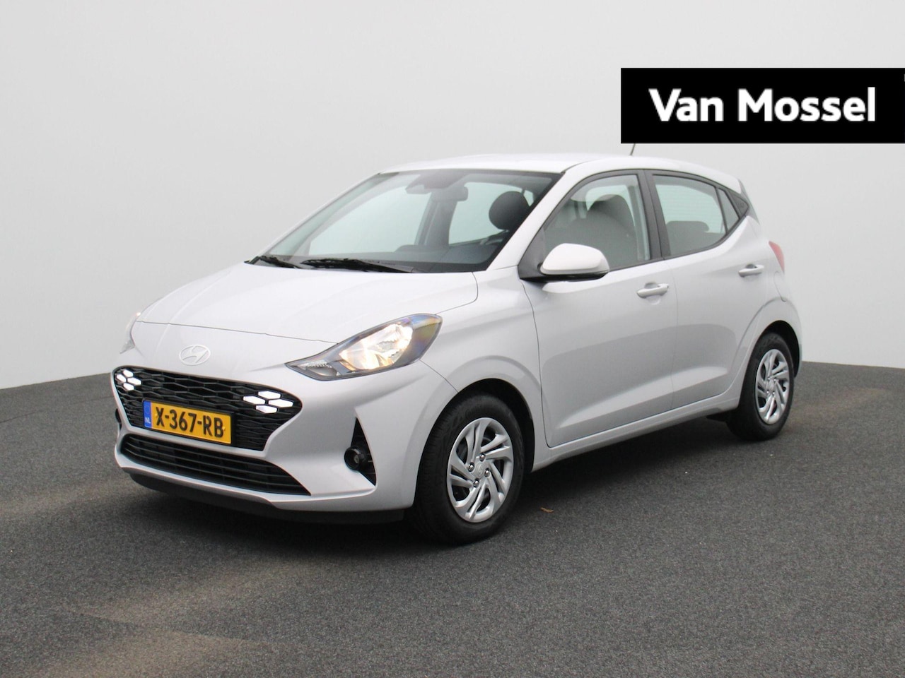 Hyundai i10 - 1.0 Premium | Airco | Cruise Control | Apple Carplay/Android Auto | Parkeersensoren | Acht - AutoWereld.nl