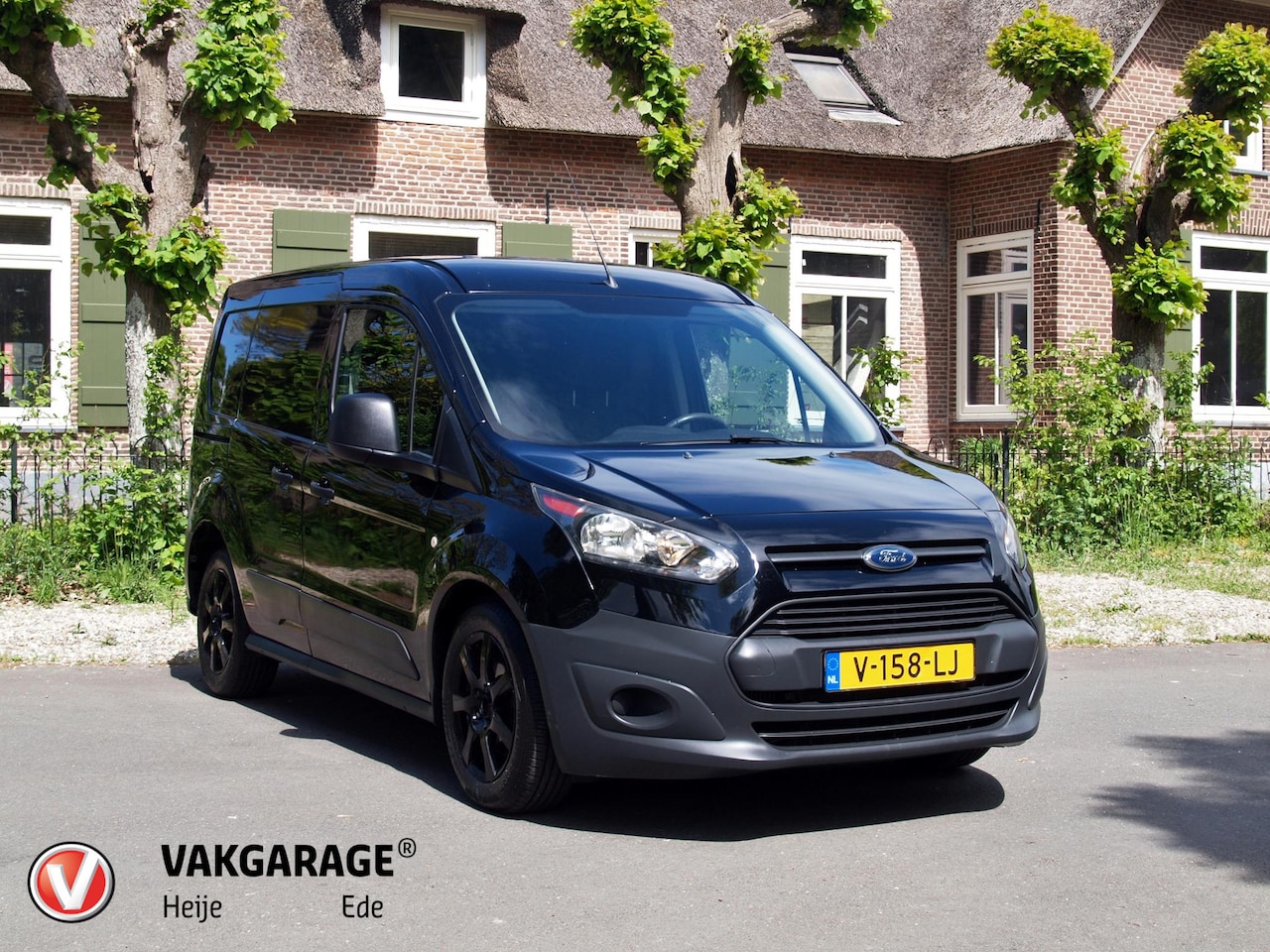Ford Transit Connect - 1.5 TDCI L1 Economy Edition | Trekhaak | Bluetooth | Airco | - AutoWereld.nl