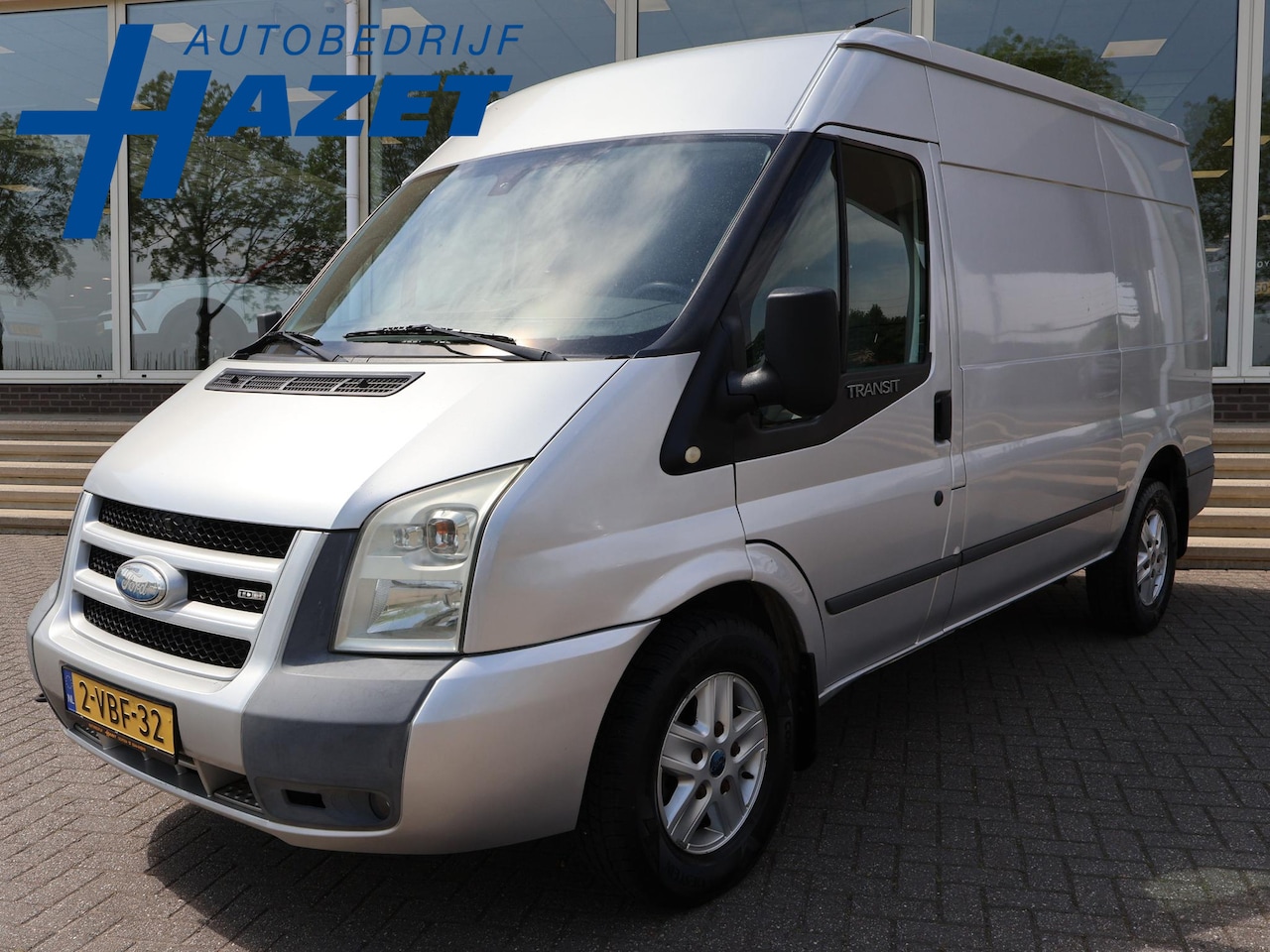 Ford Transit - 350M 3.2 TDCI 200 PK 5-CILINDER LANG HOOG *MARGE* + 2800 KG TREKHAAK | AIRCO | CRUISE - AutoWereld.nl