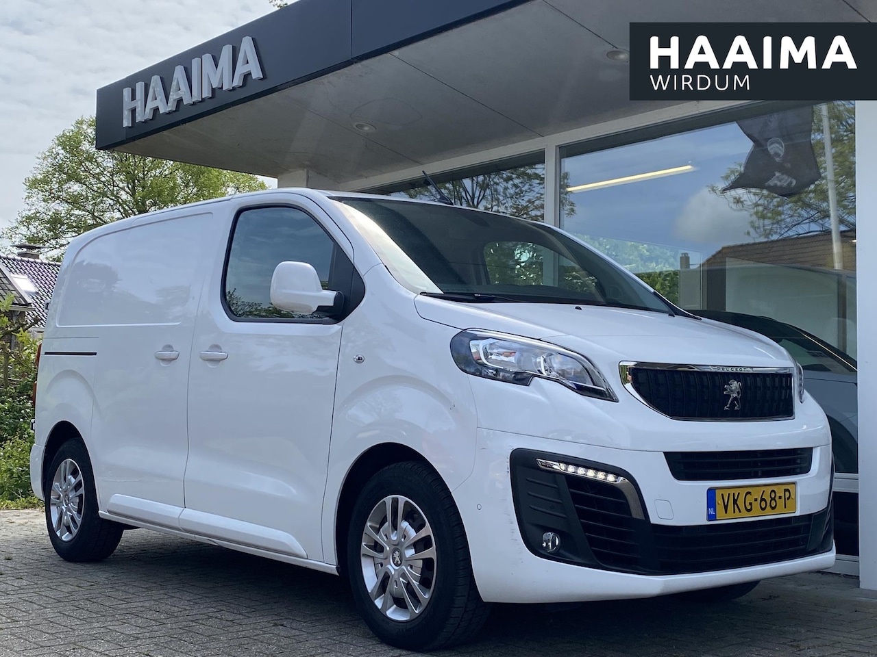 Peugeot Expert - Compact 2.0 HDI Automaat | Trekhaak | Keyless Entry | Schuifdeur L + R | Dodehoek detectie - AutoWereld.nl