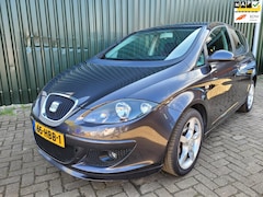 Seat Altea - 2.0 FSI Sport Uitvoering 150PK