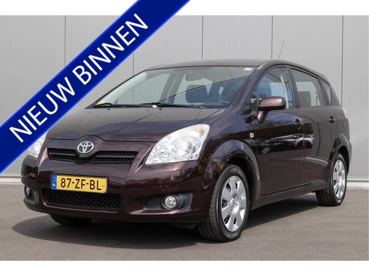 Toyota Verso - 1.8 VVT-i Sol ACC CRUISE 130PK NL-AUTO - AutoWereld.nl