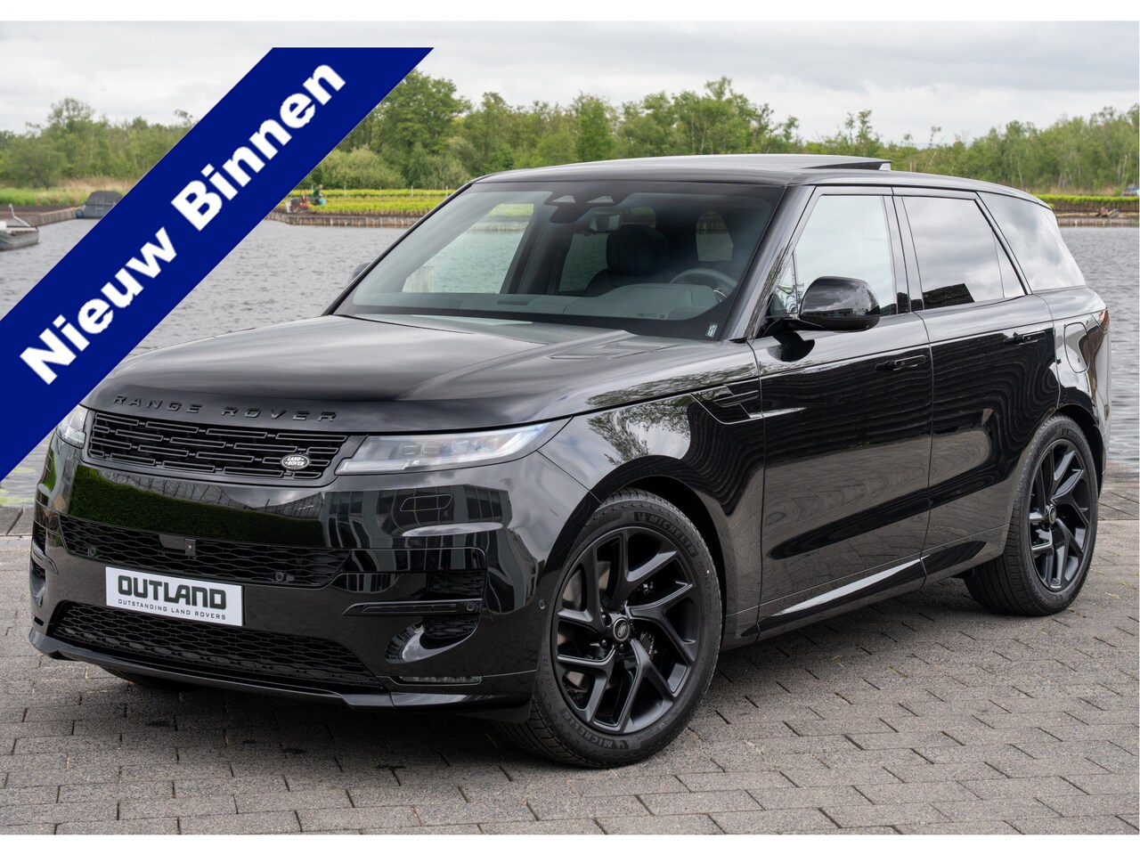 Land Rover Range Rover Sport - P460e Dynamic SE | Meridian 3D Audio | Stoel Koeling | Trekhaak | Soft-Close | Black Pack - AutoWereld.nl