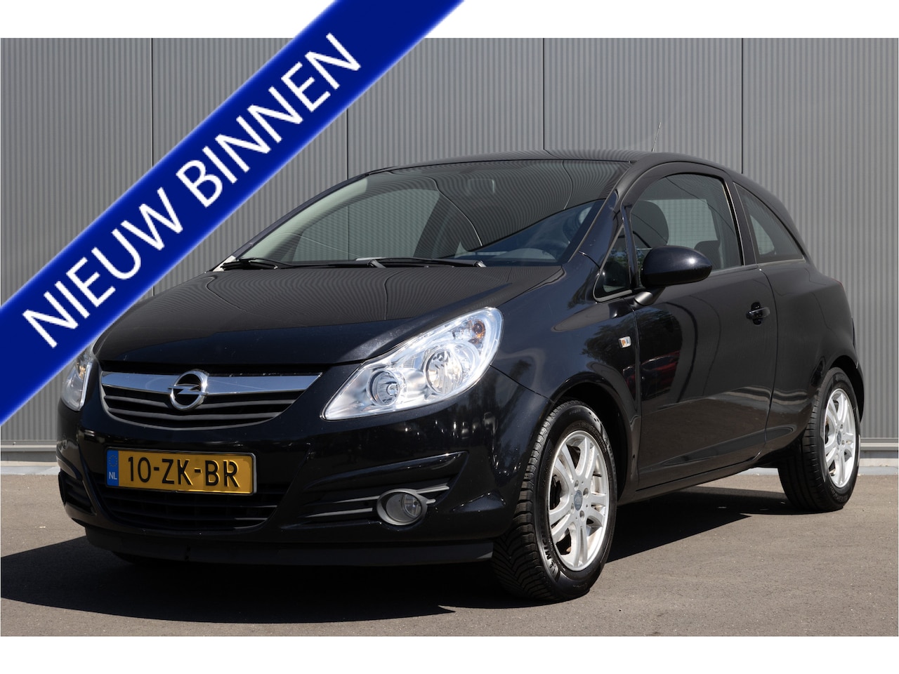 Opel Corsa - 1.2-16V Enjoy AIRCO MF-STUUR ELEKTR. PAKKET LMV NL-AUTO - AutoWereld.nl