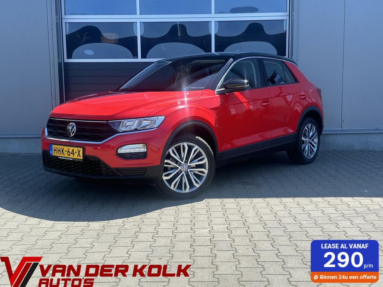 Volkswagen T-Roc - 1.0 TSI Style Adaptive Cruise CarPlay Navi LED Climate Stoelverwarming - AutoWereld.nl