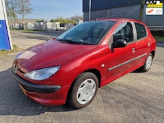 Peugeot 206 - 1.4 XR, Nieuwe Apk, Nap, Nieuwe distributie, Inruil mogelijk