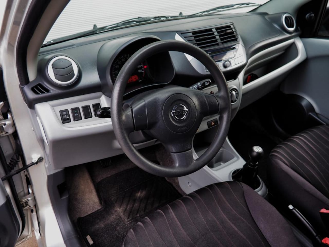 Nissan Pixo - 1.0 Look AIRCO ELEK. PAKKET NL AUTO LAGE KM!