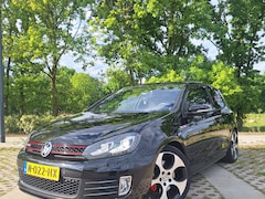 Volkswagen Golf - 2.0 GTI