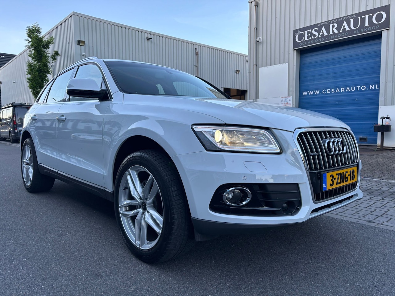 Audi Q5 - QUATTRO PRO LINE PLUS AUTOMAAT 8-TRAPS / PANO / DEALER ONDERHOUDEN - AutoWereld.nl
