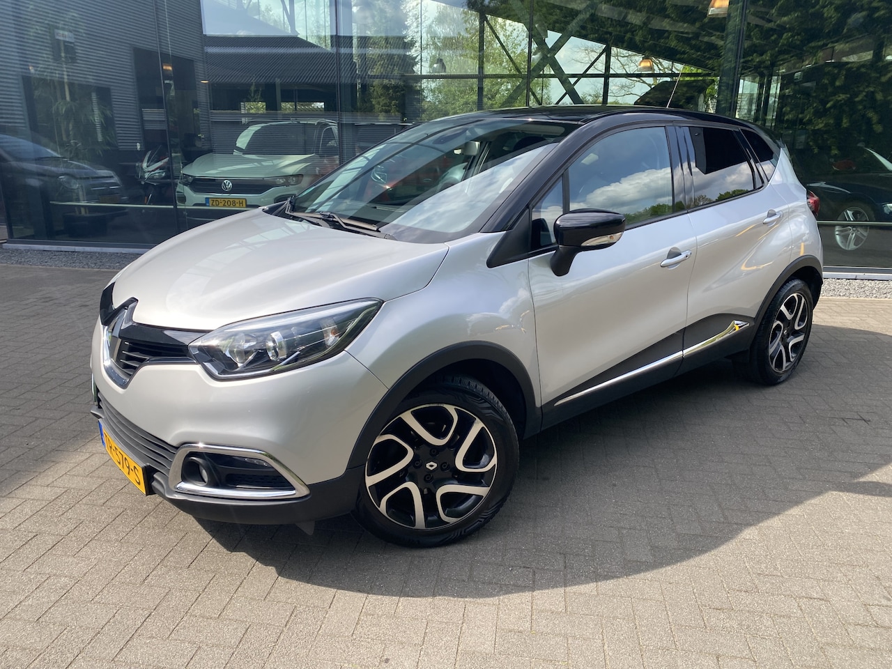 Renault Captur - 1.2 TCe Dynamique Trekhaak Automaat - AutoWereld.nl