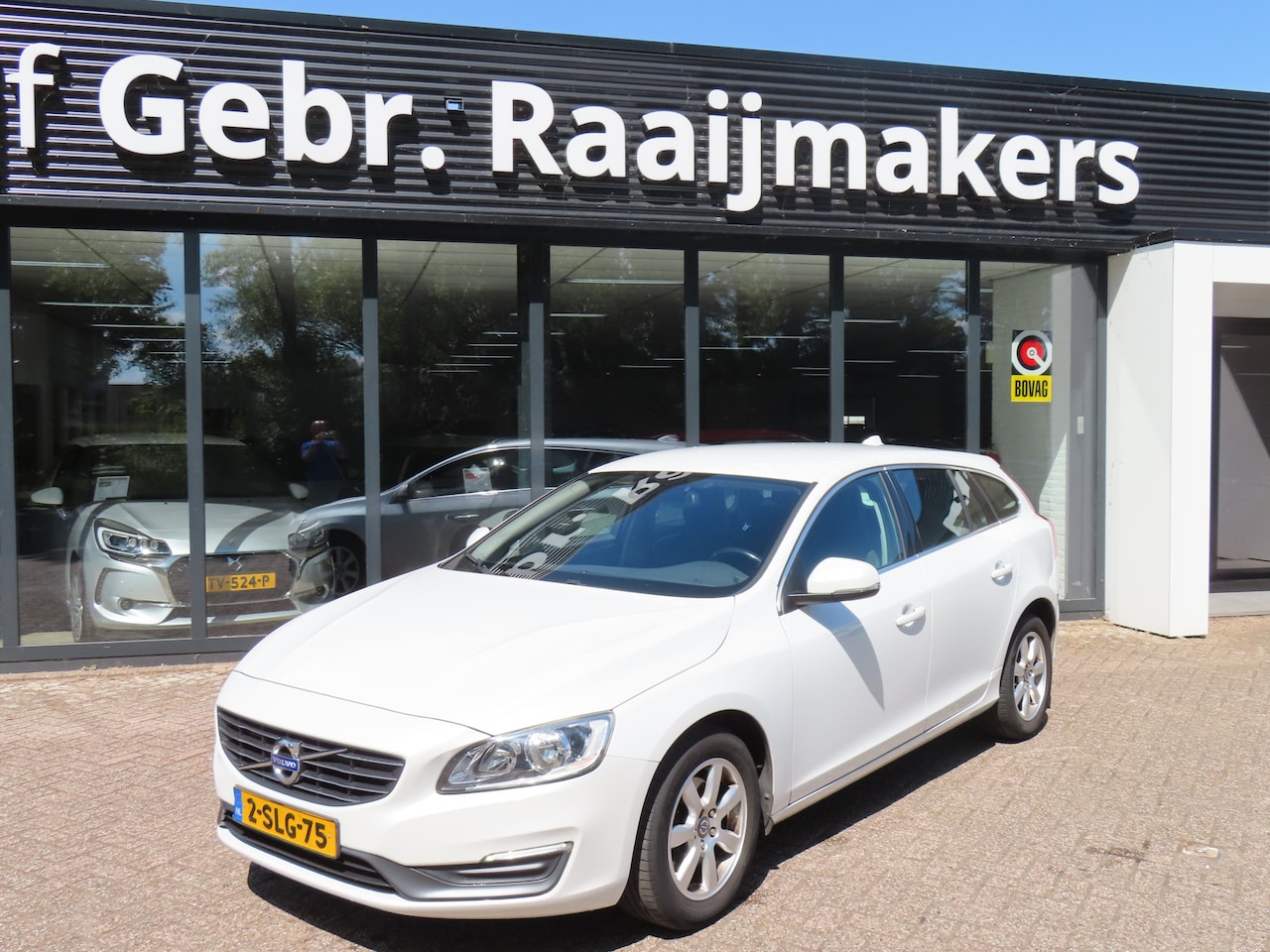 Volvo V60 - 1.6 D2 Momentum*Navi*ECC*EXPORT/EX.BPM* - AutoWereld.nl