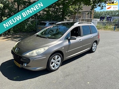 Peugeot 307 SW - 2.0-16V Pack NETTE AUTO MET 7 PLEKKEN DAS FIJN