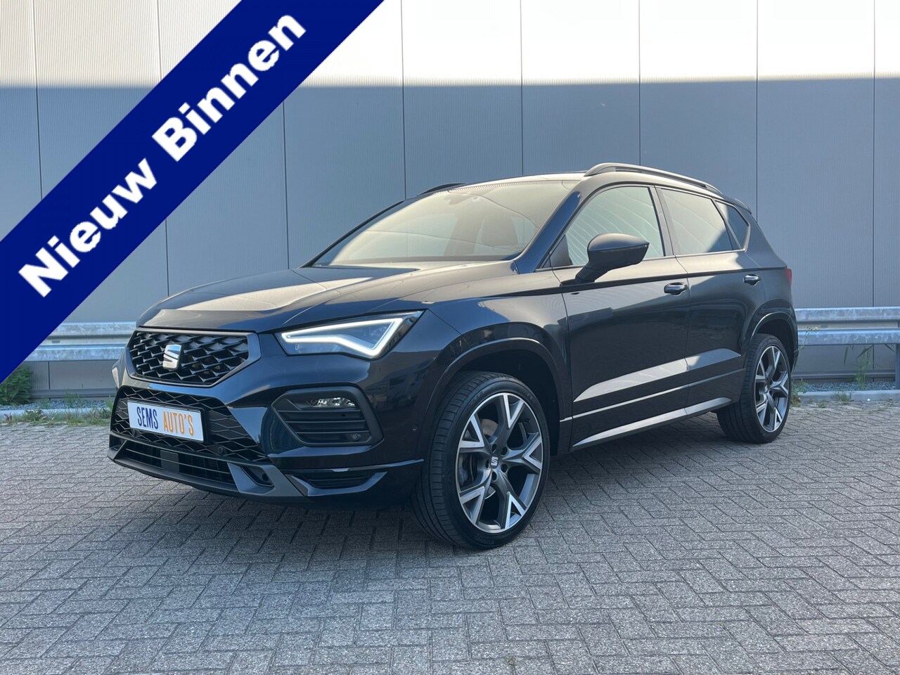 Seat Ateca - 1.5 TSI FR Business Intense Virtual Cockpit / Pano / Full Led - AutoWereld.nl