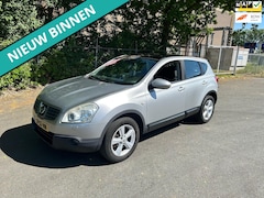 Nissan Qashqai - 2.0 Tekna Premium 4WD LET OP : BAK HOORBAAR