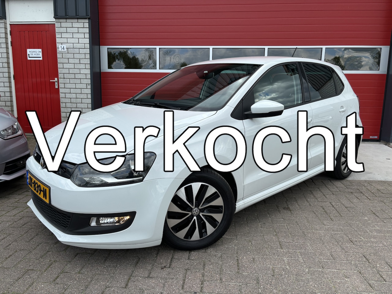 Volkswagen Polo - 1.0 TSI 95PK BlueMotion Edition UNIEKE STAND / NAVI / CARPLAY / AIRCO / BLUETOOTH / CRUISE - AutoWereld.nl