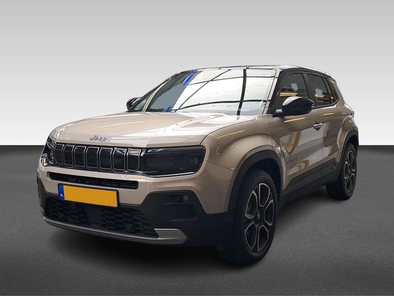 Jeep Avenger - 1.2T e-Hybrid 100pk Aut Summit / Infotainment & Convenience Pack / Leder & Winter Pack /Pa - AutoWereld.nl