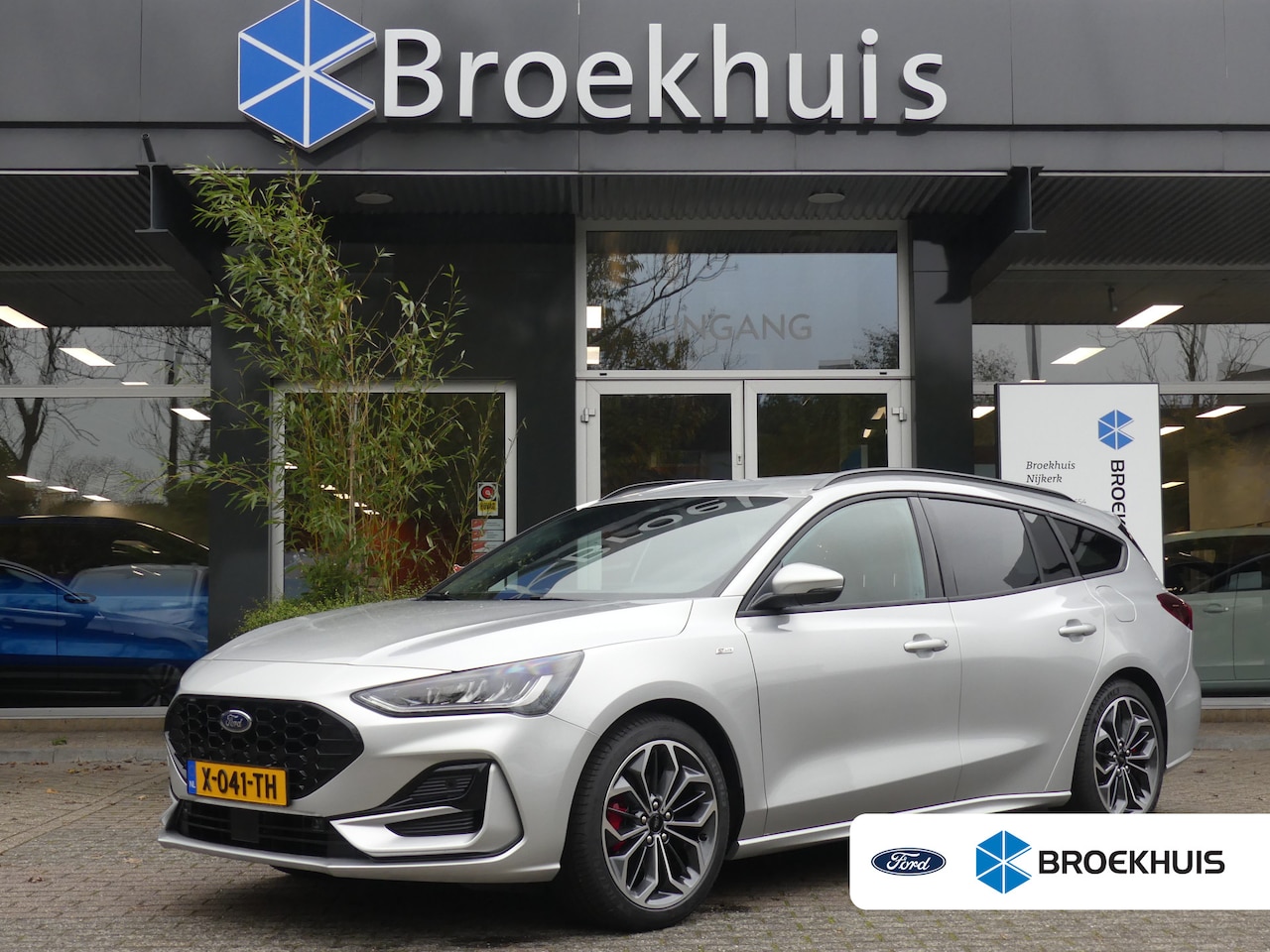 Ford Focus Wagon - 1.0 EcoBoost Hybrid 125PK ST-Line X | STOEL+STUUR+VOORRUITVERWARMING | 18'' LMV | CAMERA | - AutoWereld.nl