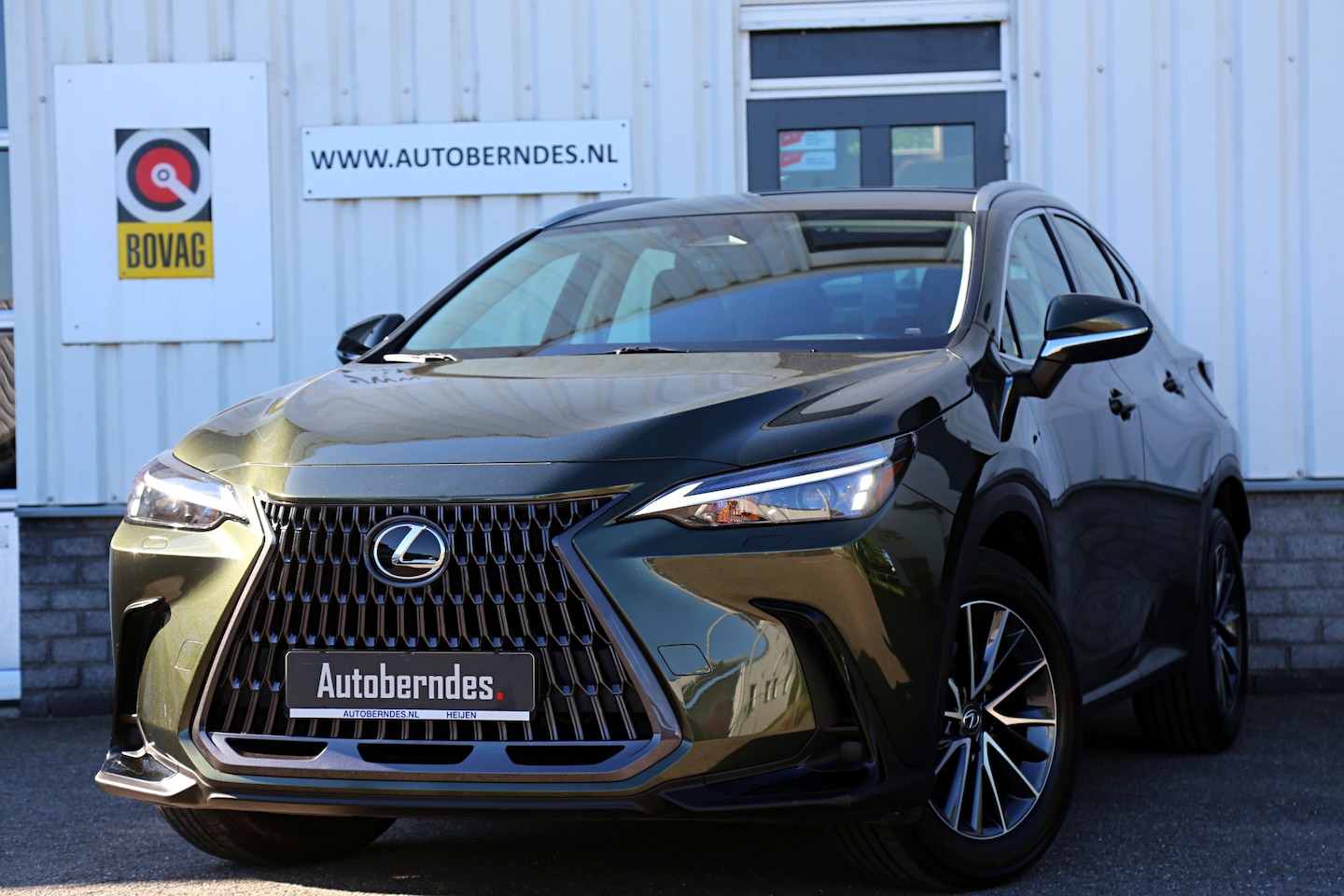 Lexus NX - 350h*Lexus fabr.garantie t/m 04-2033*Perfect Lexus Onderh.*BTW*ACC/Stoelverw./Stuurverw./C - AutoWereld.nl