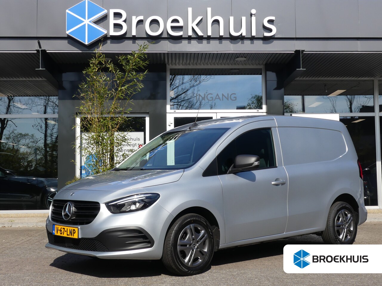 Mercedes-Benz Citan - 110 CDI L1 Pro Automaat | TREKHAAK | NAVI | STOELVERWARMING | APPLE CARPLAY/ANDROID AUTO | - AutoWereld.nl