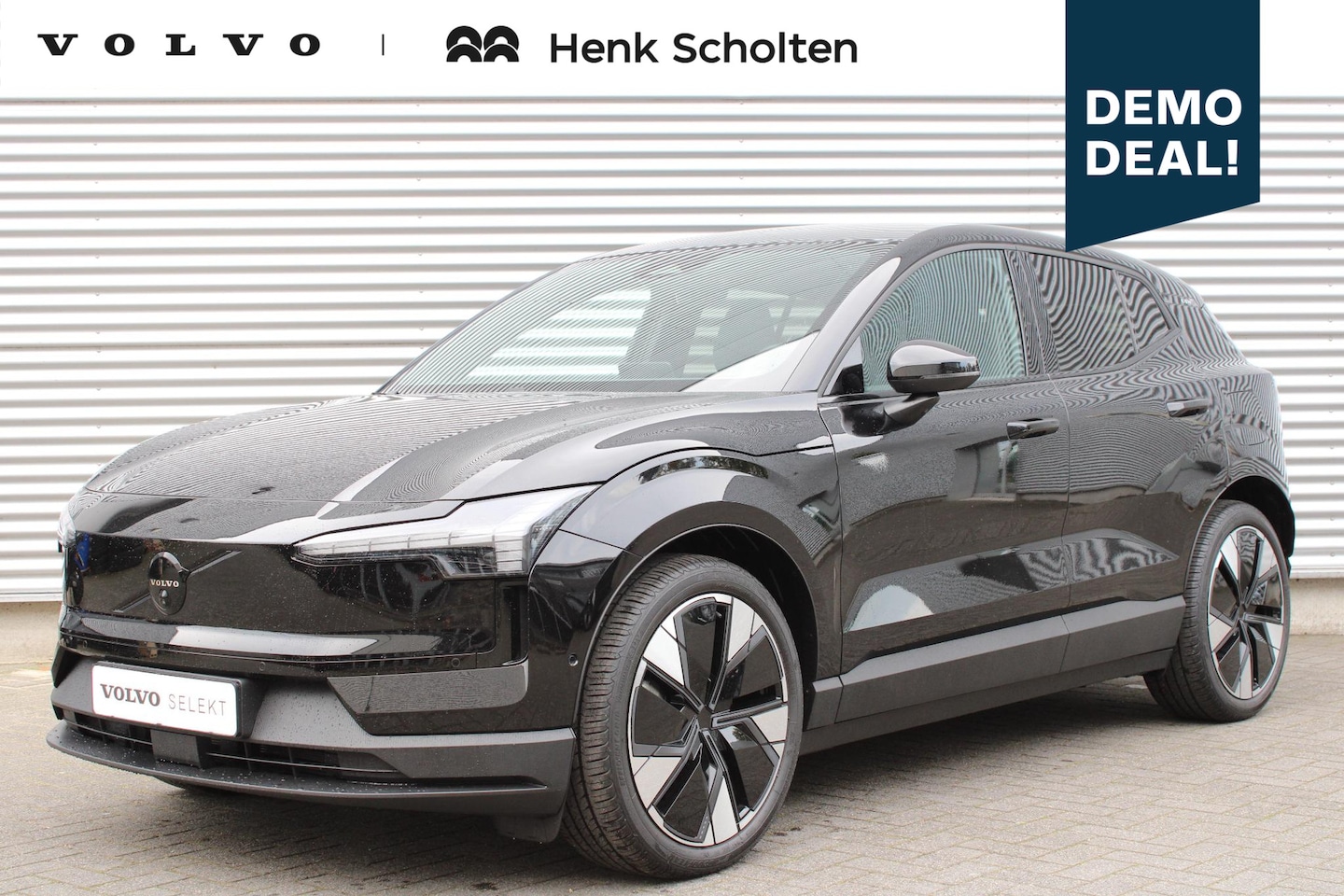 Volvo EX30 - Twin Motor Performance Ultra 69 kWh | Verwarmbare Voorstoelen | Stuurwielverwarming 360° C - AutoWereld.nl