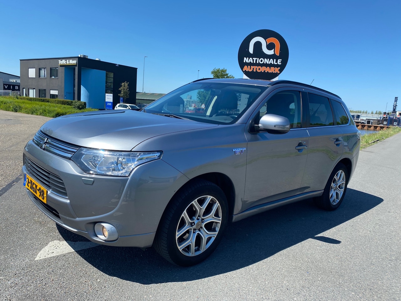 Mitsubishi Outlander - 2014 * 2.0 PHEV Executive Edition * Automaat * Apk * - AutoWereld.nl