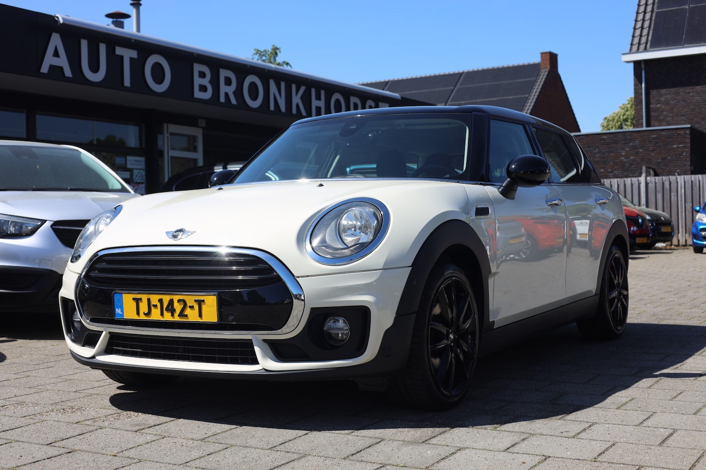 MINI Clubman - Mini 1.5 CHILI | NAVI | CLIMA | CRUISE | CAMERA - AutoWereld.nl