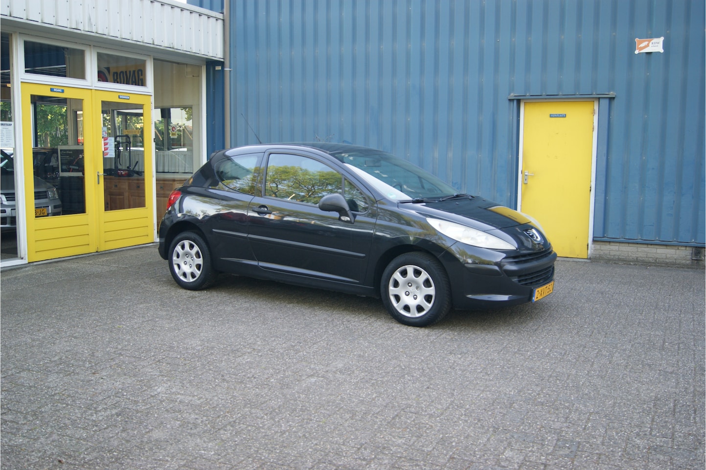 Peugeot 207 - 1.4-16V XR 1.4-16V XR, APK 11/2025!!! - AutoWereld.nl