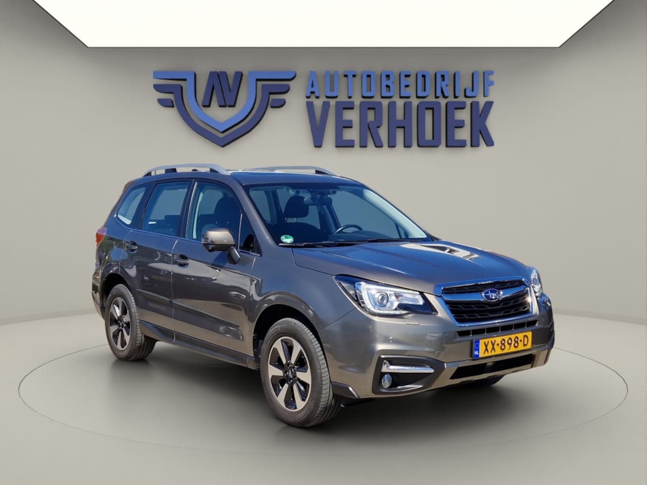 Subaru Forester - 2.0 Luxury NL Auto - Panodak - Trekhaak - AutoWereld.nl