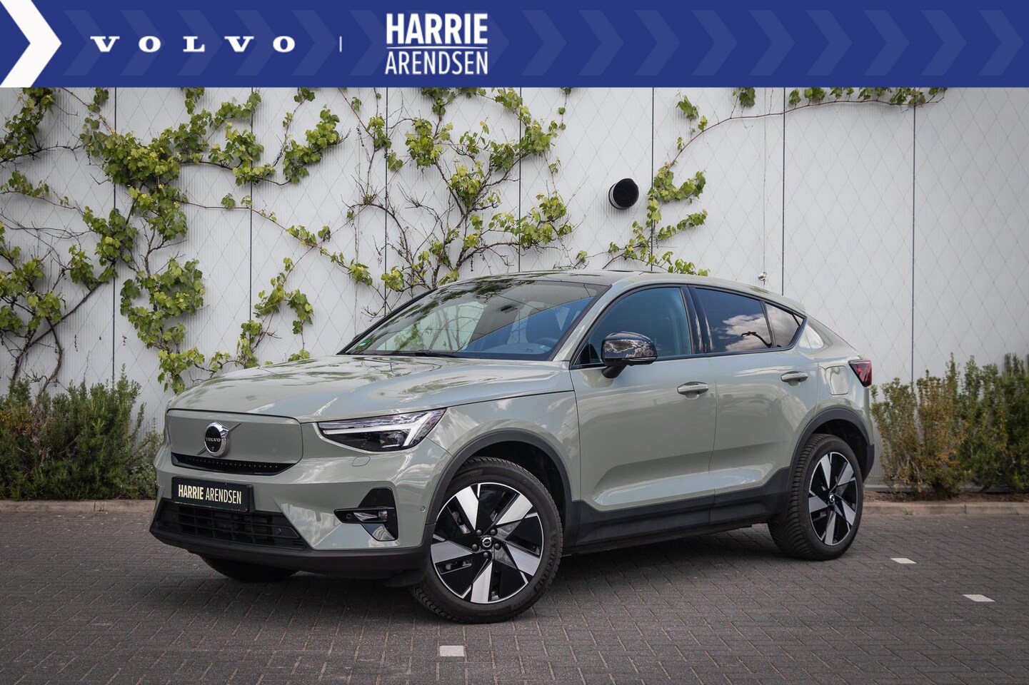 Volvo C40 - Single Motor Extended Range Ultimate 82 kWh | 360 graden camera | Trekhaak 1500kg | Panora - AutoWereld.nl