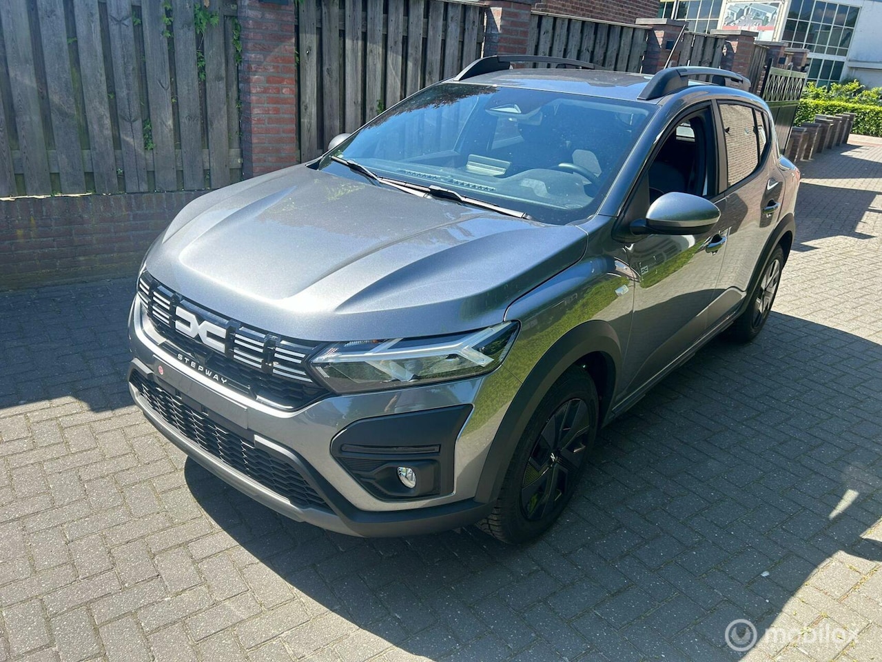 Dacia Sandero Stepway - 1.0 TCe 90 Extreme 1.0 TCe 90 Extreme - AutoWereld.nl