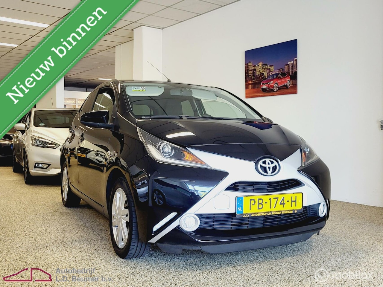 Toyota Aygo - 1.0 VVT-i x-sport NAVI *NL, CAMERA, RIJKLAARPRIJS!*