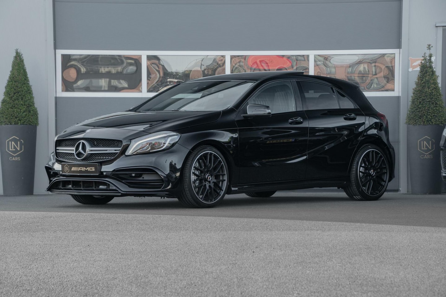 Mercedes-Benz A-klasse - AMG 45 4MATIC |Pano|Camera|Harman & Kardon - AutoWereld.nl