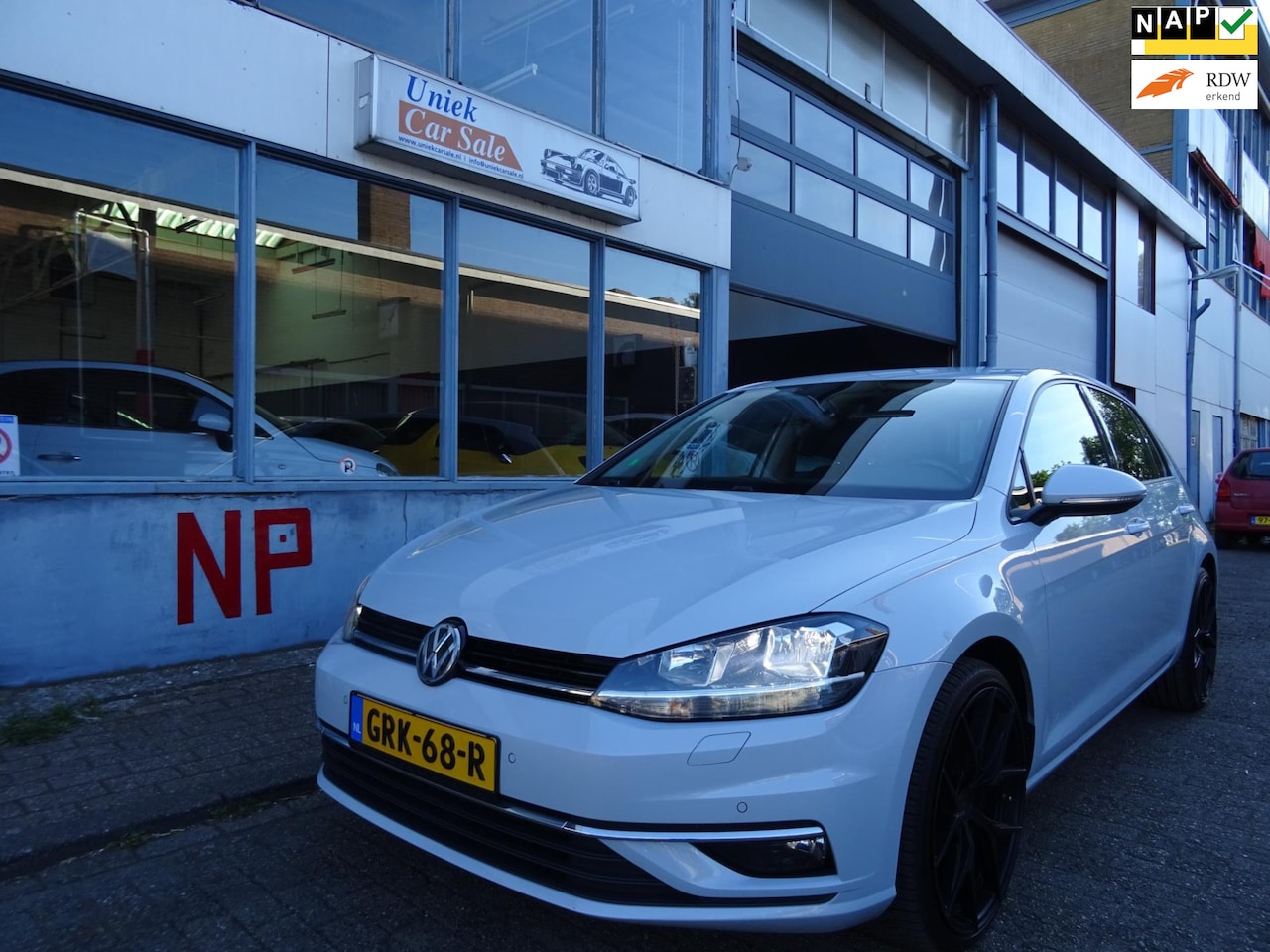 Volkswagen Golf - 1.4 TSI Highline Business R 1.4 TSI Highline Business R - AutoWereld.nl