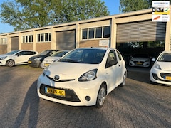 Toyota Aygo - 1.0 VVT-i Access bluetooth scherm