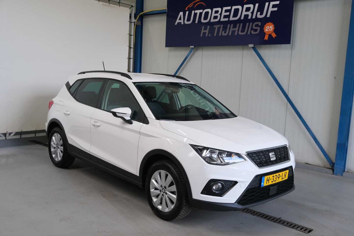 Seat Arona - 1.0 TSI Style Business Intense - N.A.P. Airco, Cruise, Navi, PDC. - AutoWereld.nl