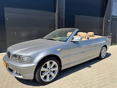 BMW 3-serie Cabrio - 318Ci Special Executive incl. hard-top & windscherm